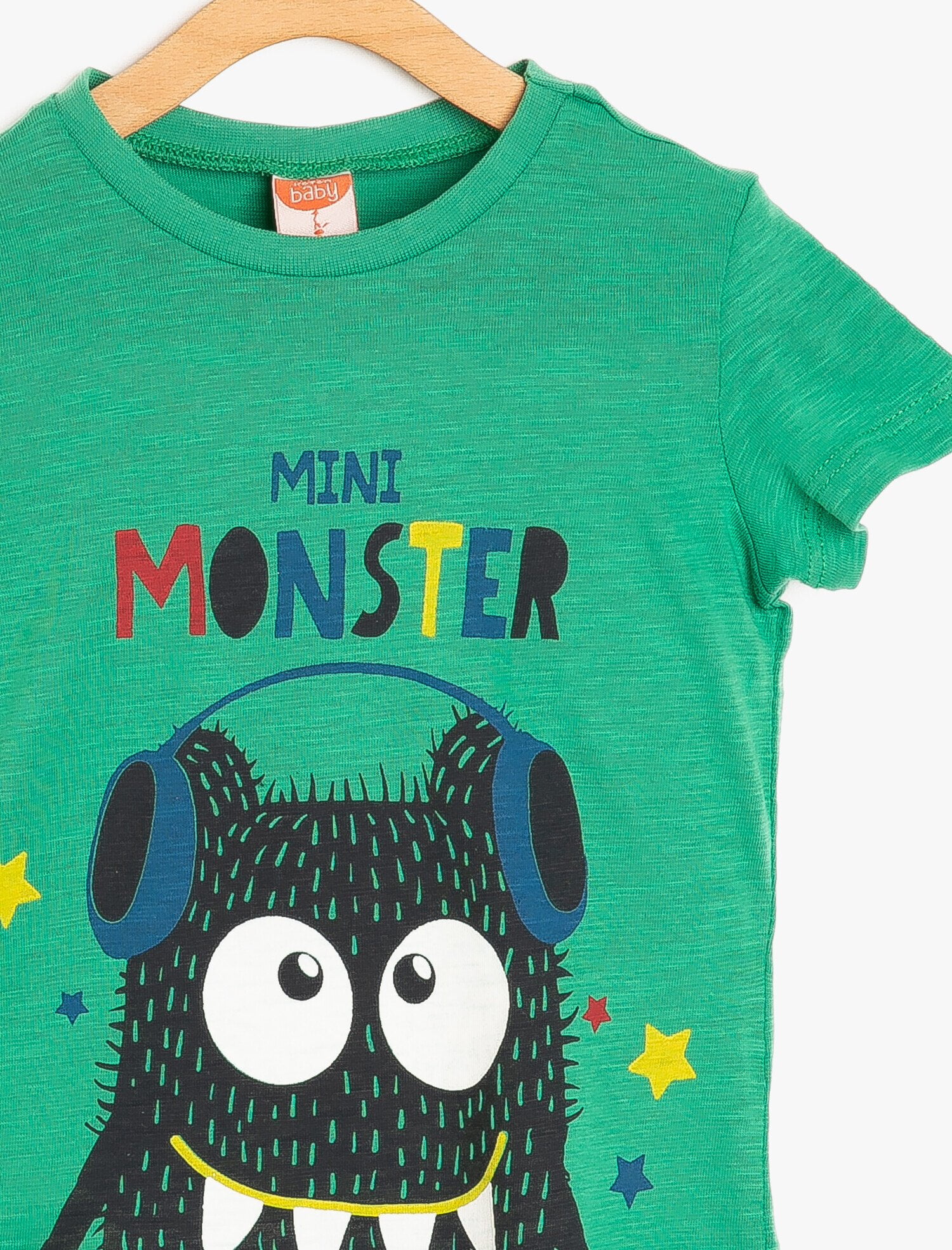 8YMB18606ZK750_G03_zoom3_V02