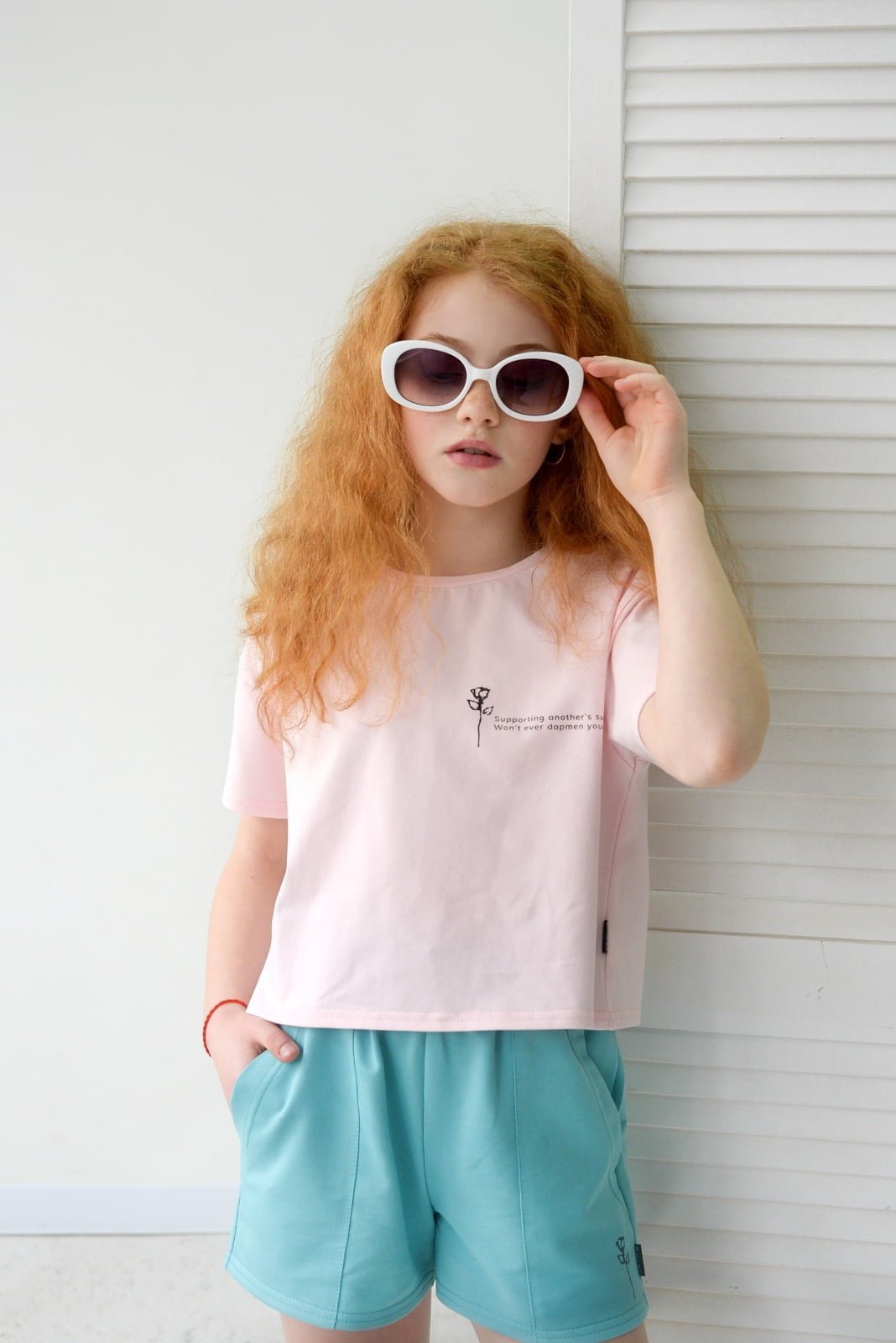 Розовая укороченная футболка Hart | Chadomoda